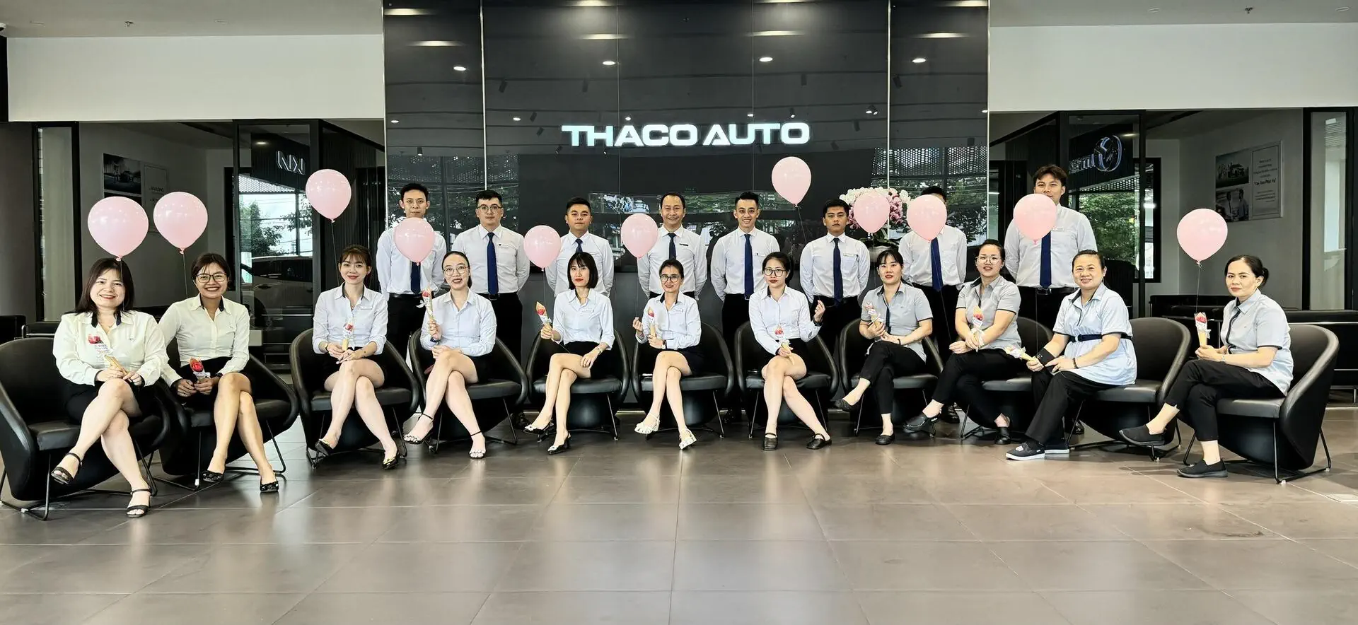 Nữ CBNV THACO AUTO Lâm Đồng rạng rỡ trong Ngày Phụ nữ Việt Nam 20/10