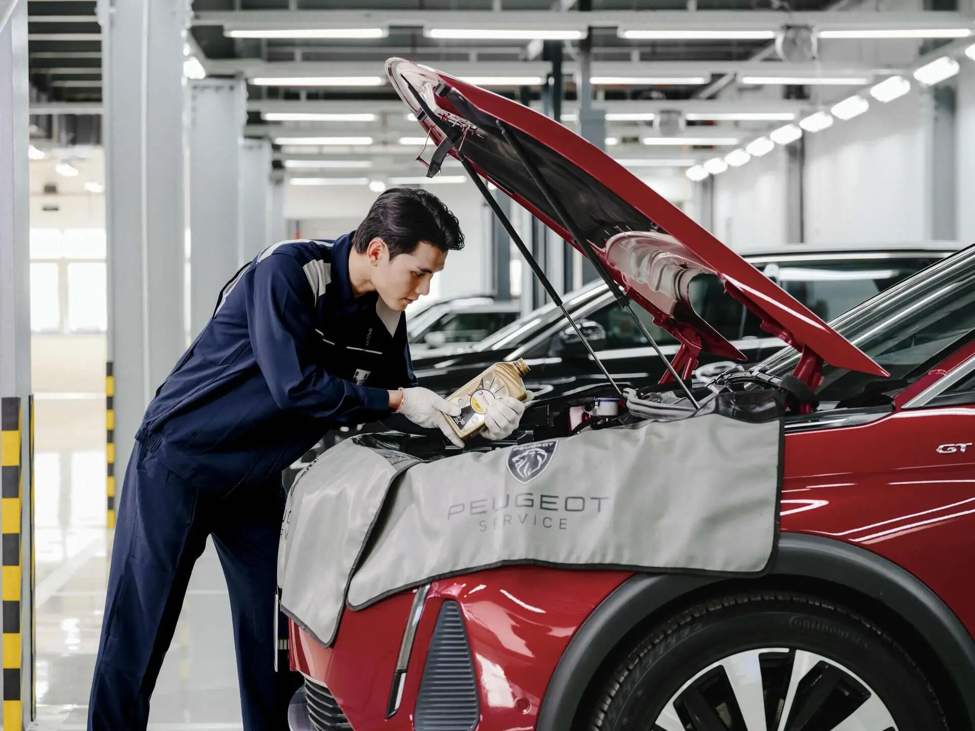 3-peugeot-mang-den-dich-vu-bao-hanh-5-nam-khong-gioi-han-so-km-giup-chu-so-huu-an-tam-tren-moi-hanh-trinh-1