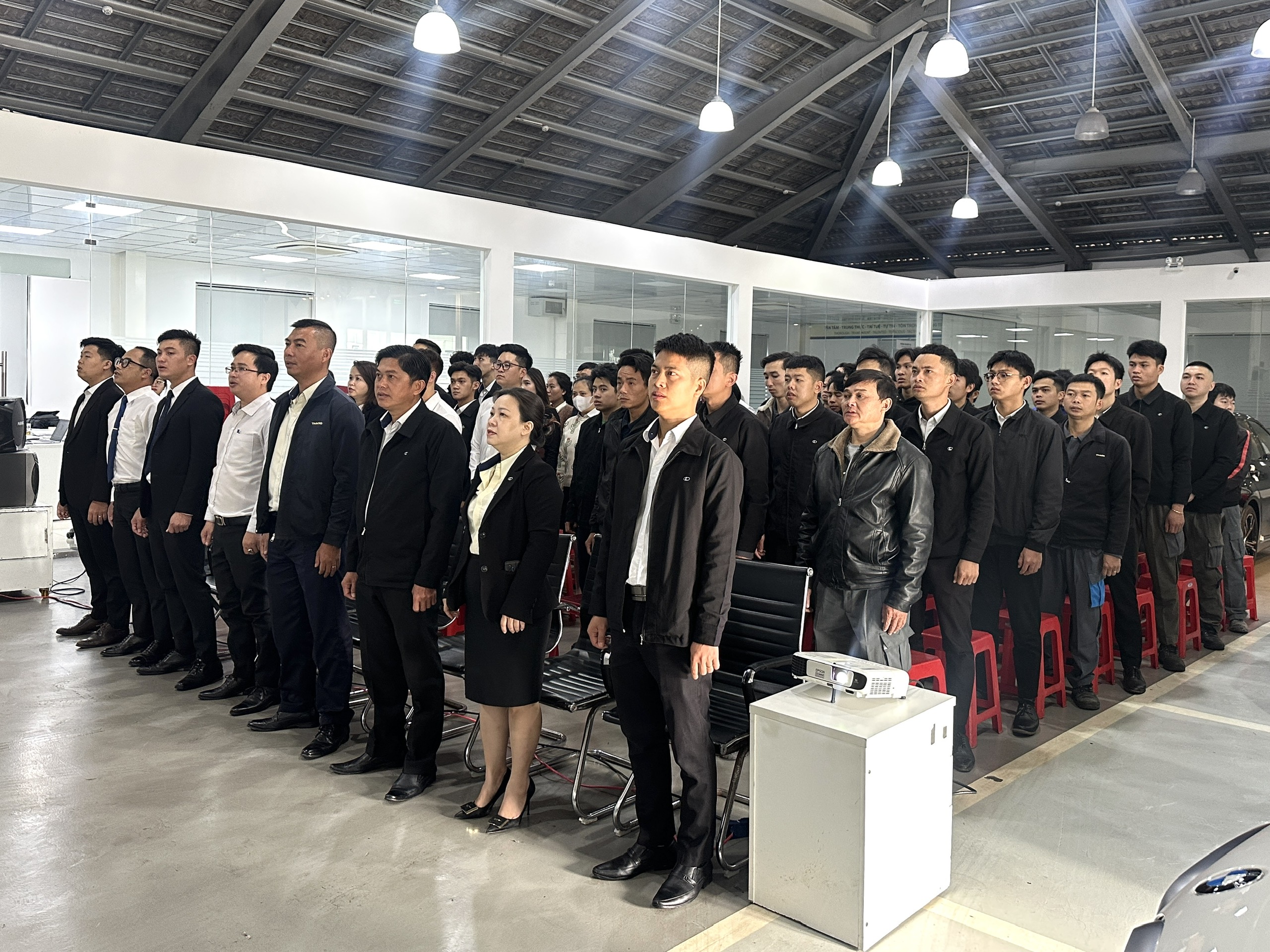 chao-co-thaco-auto-lam-dong-1